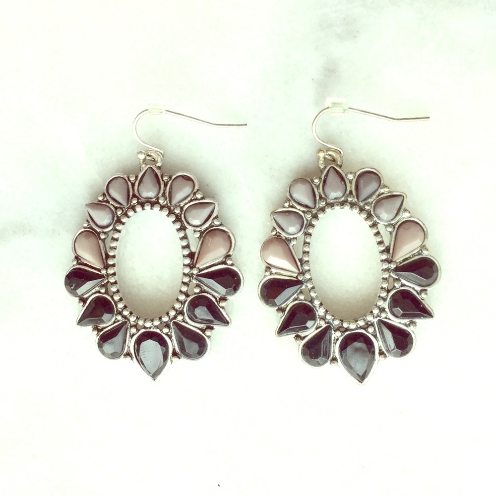 🖤Ombre Gray & Black Statement Earrings🖤